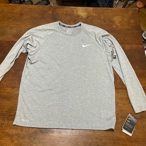 Nike DRI-FIT Long-sleeve